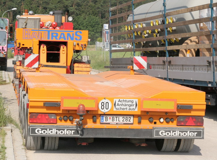 Bautrans MB SK 3553 mit Goldhofer STZ-V 4