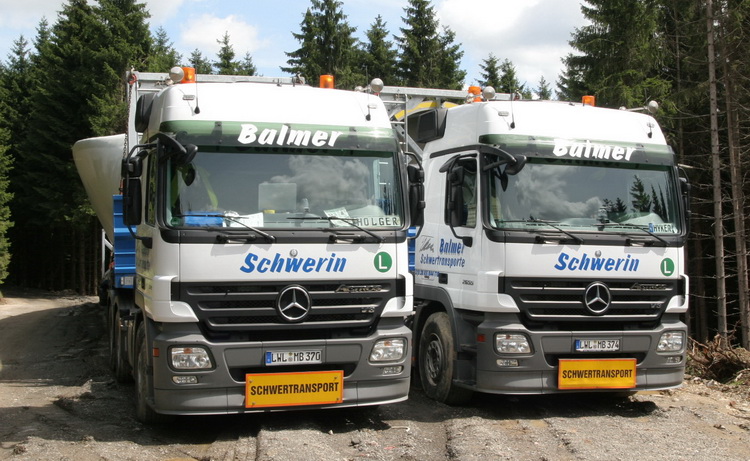 Seilbagger Balmer Flügeltransporter - Copyright: www.olli80.de
