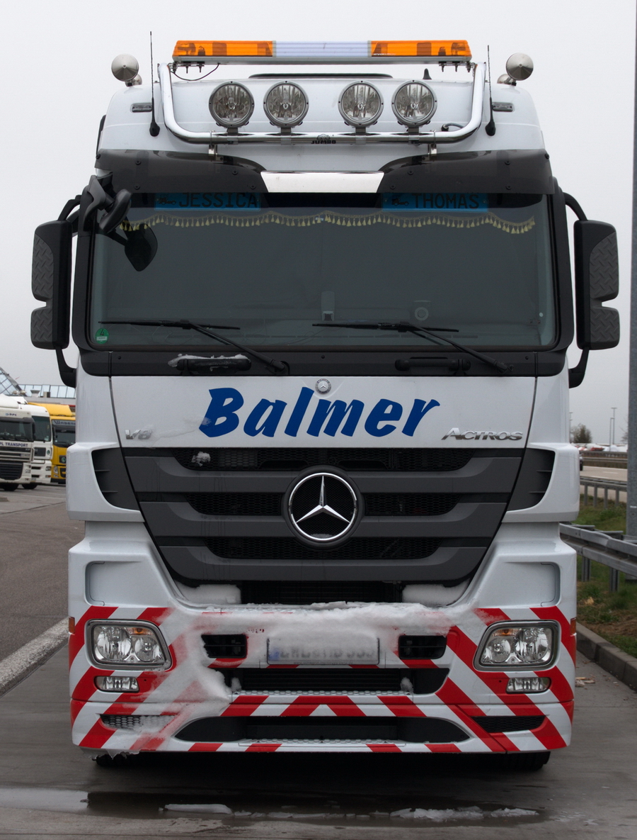 Balmer MB Actros 4155 mit Goldhofer THP Achslinien und Zwischenbett - Copyright: www.olli80.de