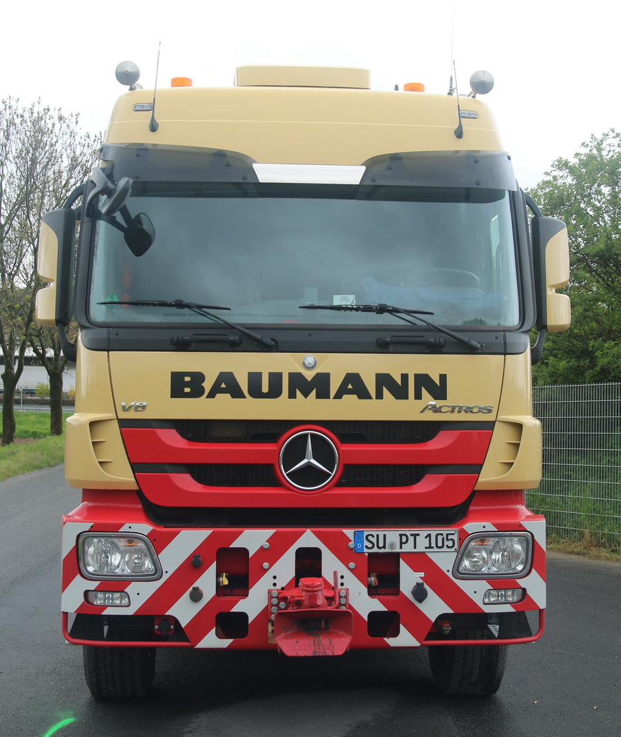 Baumann MB Actros MP III 8x6 4165 - Copyright: www.olli80.de