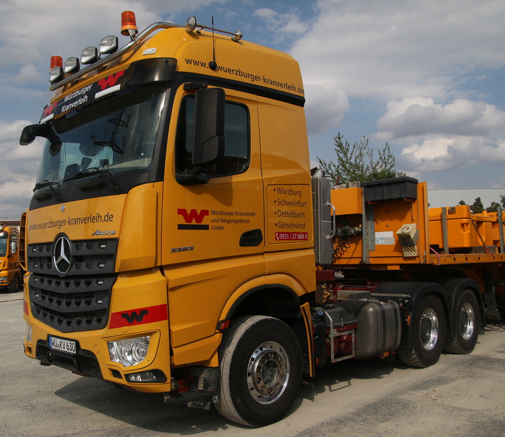 Würzburger Kranverleih MB Arocs 3363 - Copyright: www.olli80.de