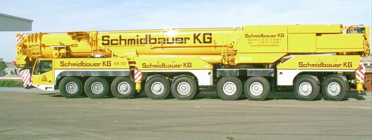 Schmidbauer Terex AC 700 Fahrtstellung