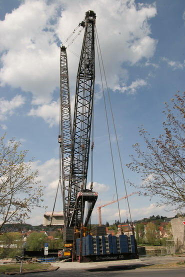 Brückendemontage in Ochsenfurt mit dem Gottwald AK 850-103 GT von Schmidbauer - Copyright: www.olli80.de