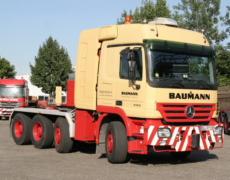 Baumann MB Actros Titan 4160  - Copyright: www.olli80.de