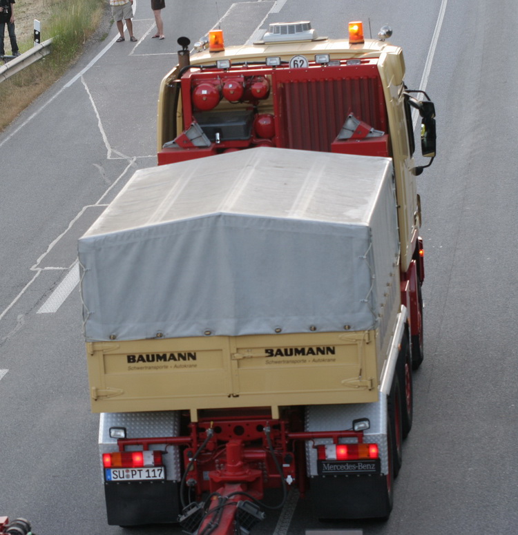 Baumann Actros 4160 8x6 - Copyright: www.olli80.de