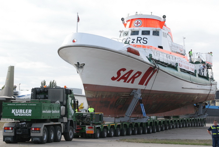 Seenotrettungskreuzer John T. Essberger - Copyright: www.olli80.de