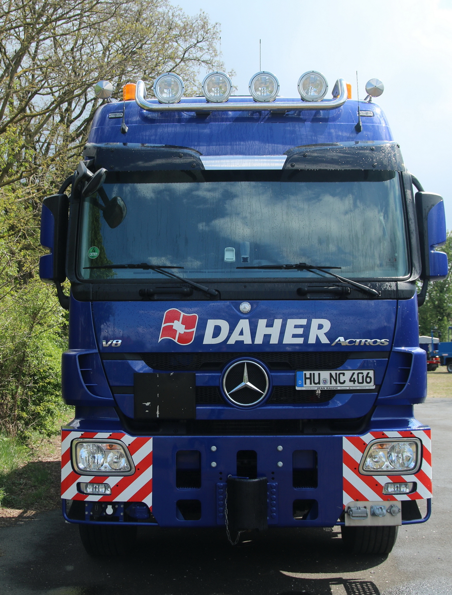 Daher-NCS MB Actros MP III 3365 Frontansicht - Copyright: www.olli80.de