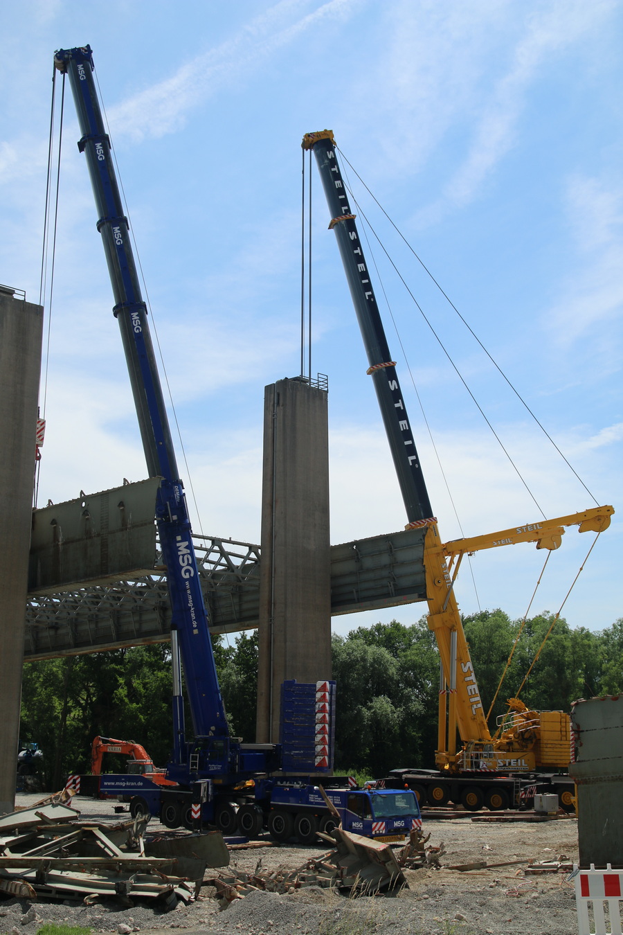 MSG Terex AC 500-2 & Steil LTM 1500-8.1 - Copyright: www.olli80.de