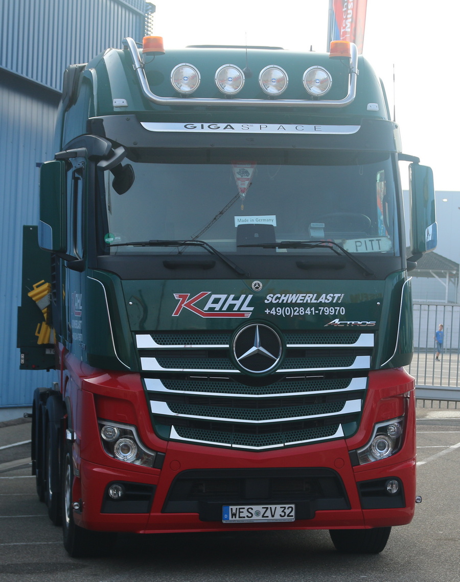 Kahl MB Actros 4163 - Copyright: www.olli80.de