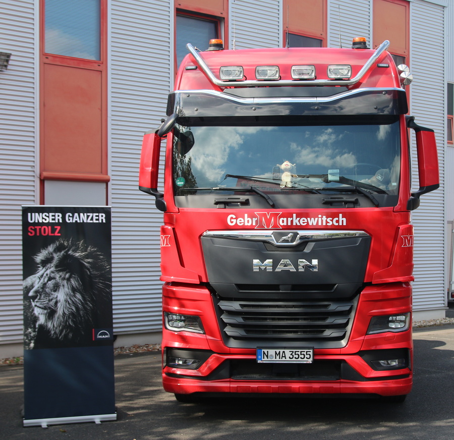 Gebr. Markewitsch - MAN TGX 33.580 - Copyright: www.olli80.de