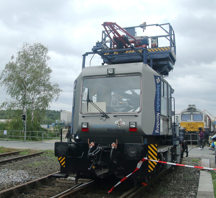 Bayernhafen SKL 26 Oberleitungs-Revisionsfahrzeug - Copyright: www.olli80.de