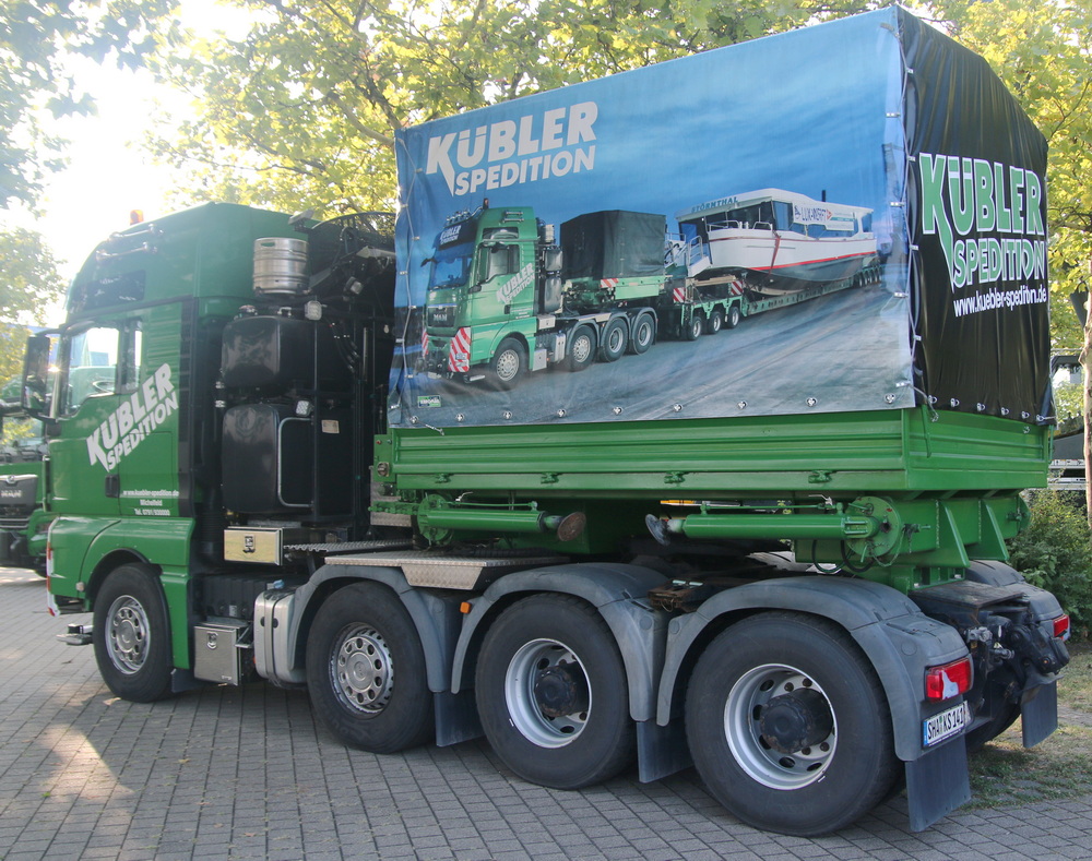 Kübler MAN TGX 41.640 mit Ballastpritsche - Copyright: www.olli80.de