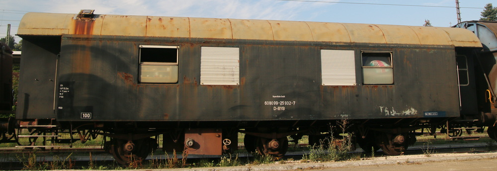 BayernBahn Mannschaftswagen 60 80 99-25 932-7 - Copyright: www.olli80.de