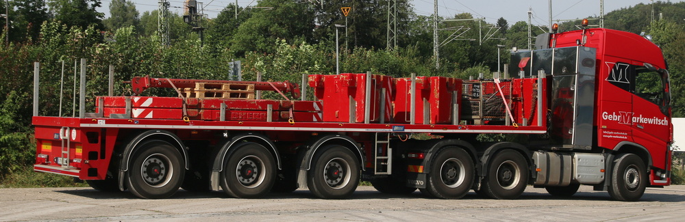 Gebr. Markewitsch Volvo FH 16 mit Rino Ballastauflieger - Copyright: www.olli80.de