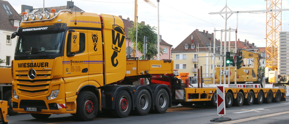 Wiesbauer MB Actros - Copyright: www.olli80.de