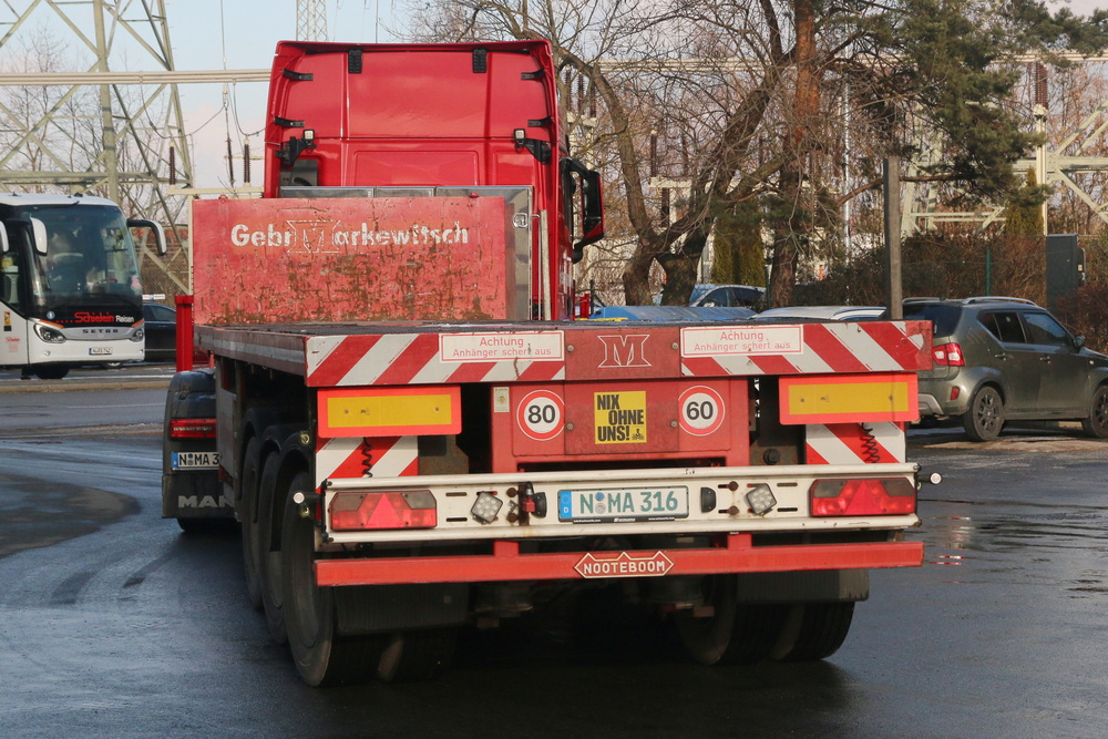 Gebr. Markewitsch - Nooteboom Plattformauflieger - Copyright: www.olli80.de