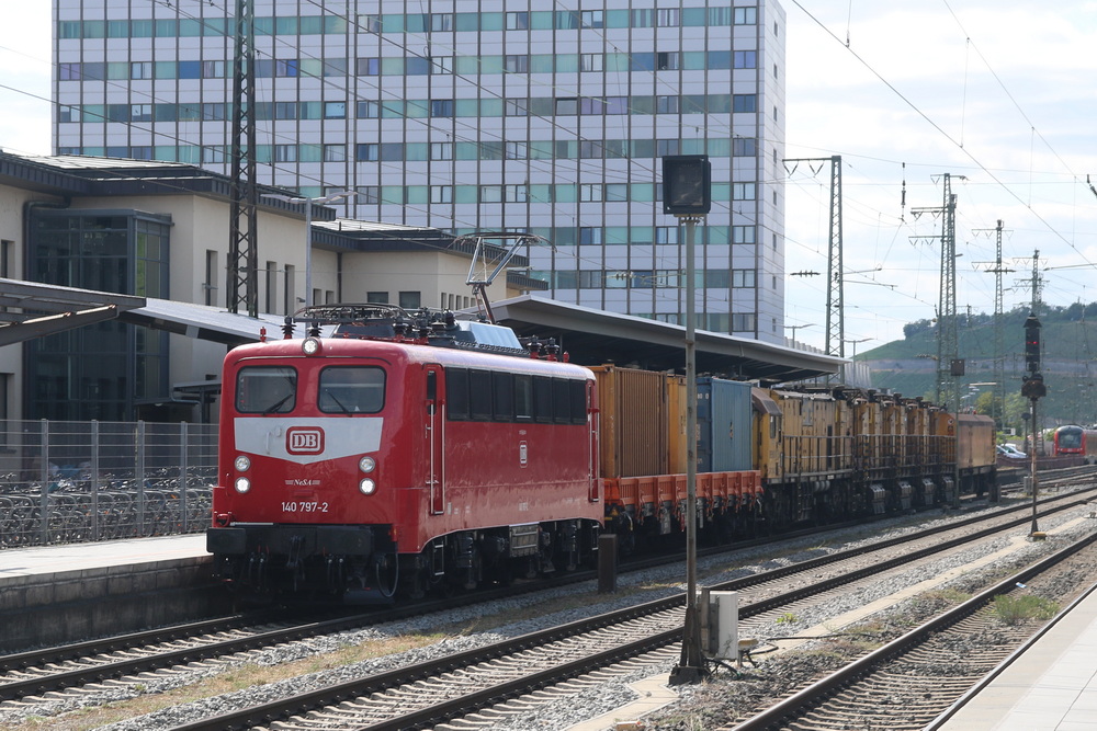 NESA 91 80 6140 797-2 mit SPENO Schienenschleifzug - Copyright: www.olli80.de