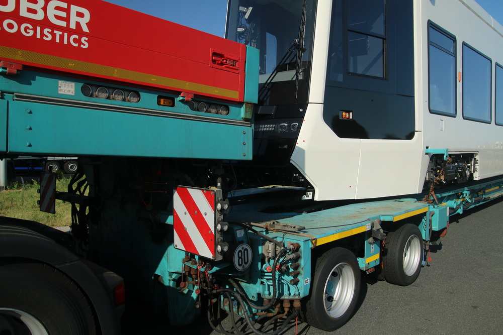 Gruber Scania R660 mit Goldhofer-Auflieger - Copyright: www.olli80.de