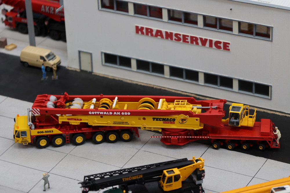 Ronald Leischke - Tecmaco Gottwald AK 680-2 - Copyright: www.olli80.de